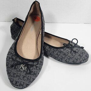 Juicy Couture Black and Gray Flats